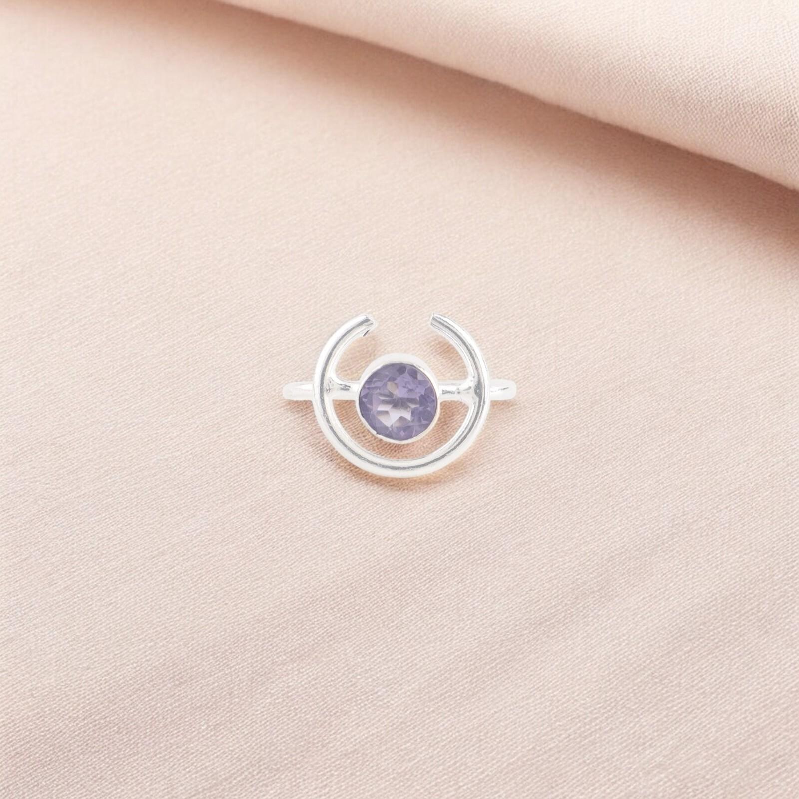 

Кольцо с натуральным иолитом, серебро 925 пробы, ручная работа, украшение с фиолетовым камнем RR-54-5 13