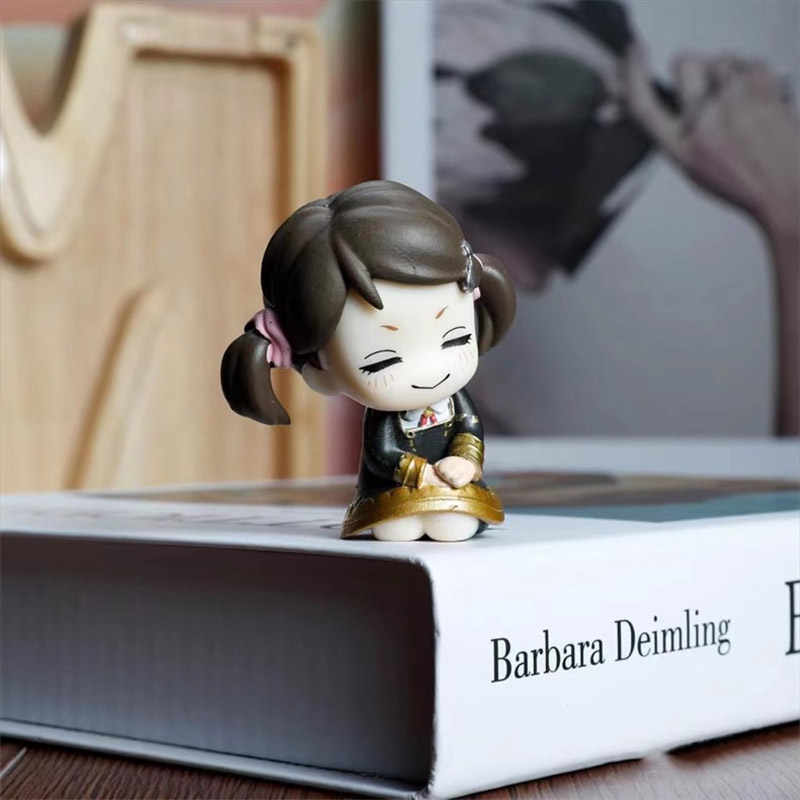 Anime SpyxFamily Figures Cute Loid Forger Statue Kawaii Anya Yor Forger Sleeping Action Figurine Decoration Desk Accessories