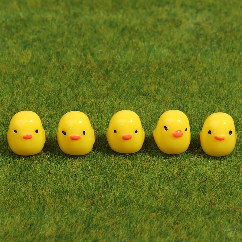 

5 шт. милые мини-курицы, украшения для салона автомобиля, зеркало заднего вида, приборная панель, украшения для автомобильных аксессуаров 5pcs mini