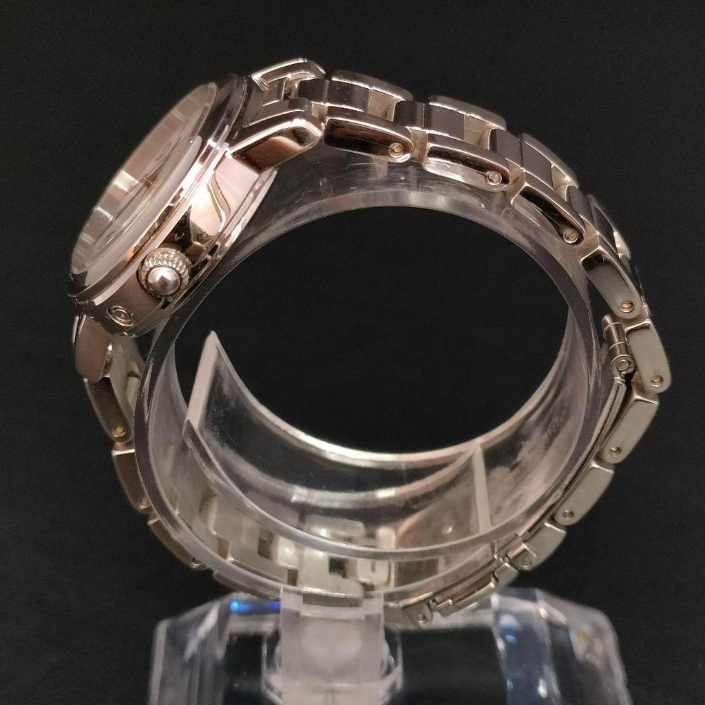 [USED] Seiko Tissé Solar Watch In White, Blue, and Silver