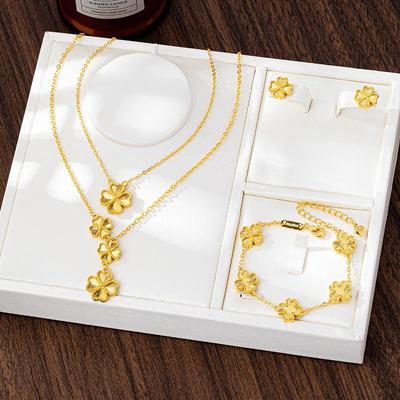 Trendiges Kleeblatt-Halsketten- & Ohrstecker-Armband-Set - Leichter Luxus Damenschmuck