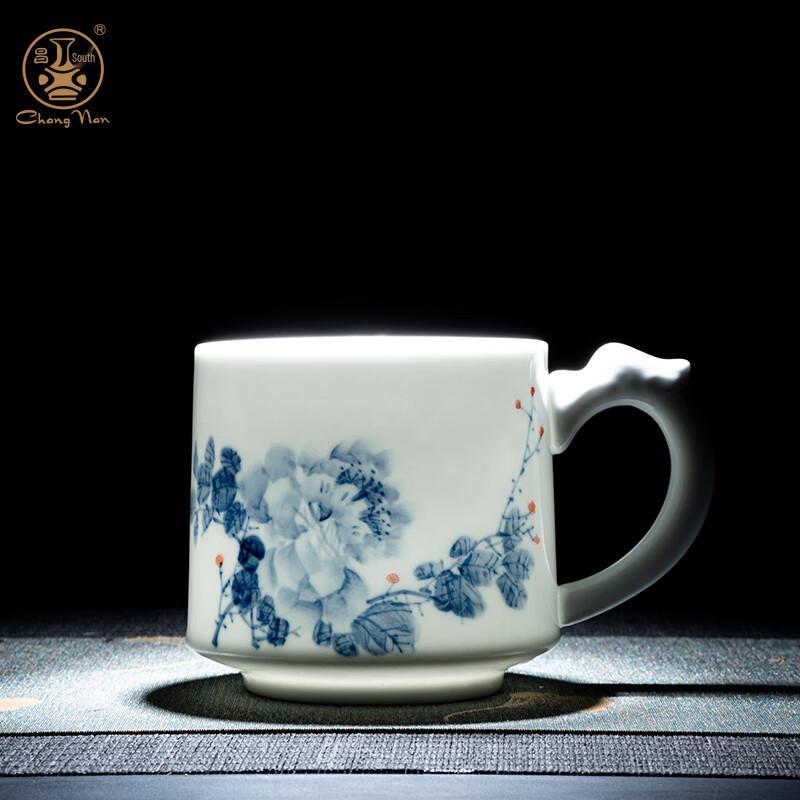 Jingdezhen Hand-Painted Blue & White Ceramic Tea Cup with Infuser