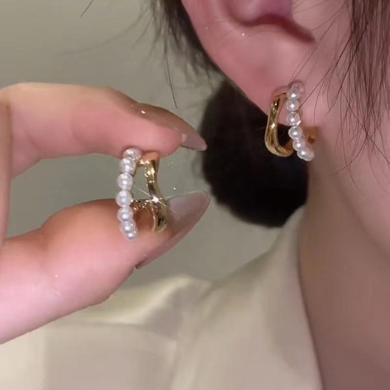 Elegant Bowknot Flower Earrings: 2025 Trendy High-End Design for Women
