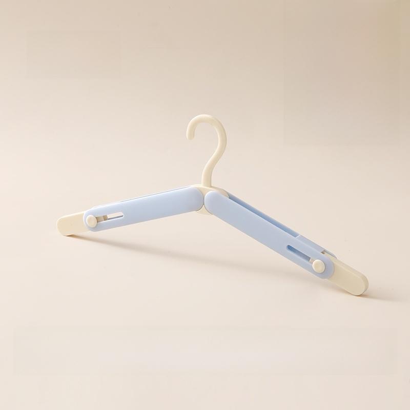

Portable Foldable Travel Clothes Hanger Retractable Space Saving Strong Non Slip For Hotel Dormitory Home Multicolor Plastic