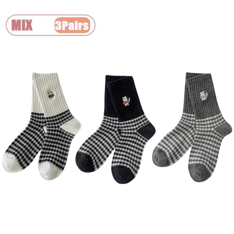 1-10Pairs Vintage Black White Plaid Mid Calf Socks for Women Autumn Winter Cute Cat Cartoon Design Cotton Long Socks