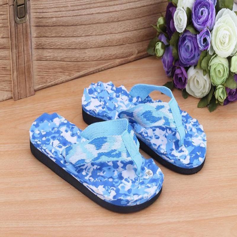 Premium Quality Camouflage Flat Slippers With Comfortable Massage Features For Summer