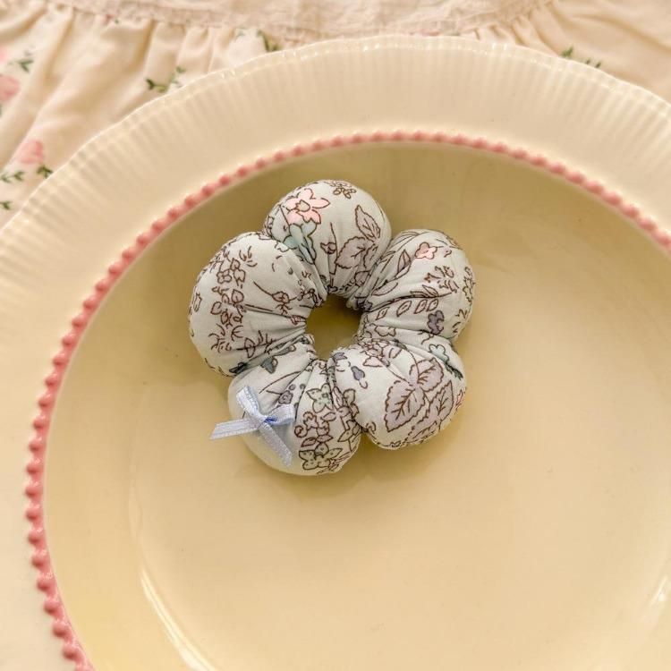 Sweet Floral Sponge Hair Scrunchies Cute Floral Hairbands Children Girls Cute Kawaii Ponytail Holder Hair Styling Accessories