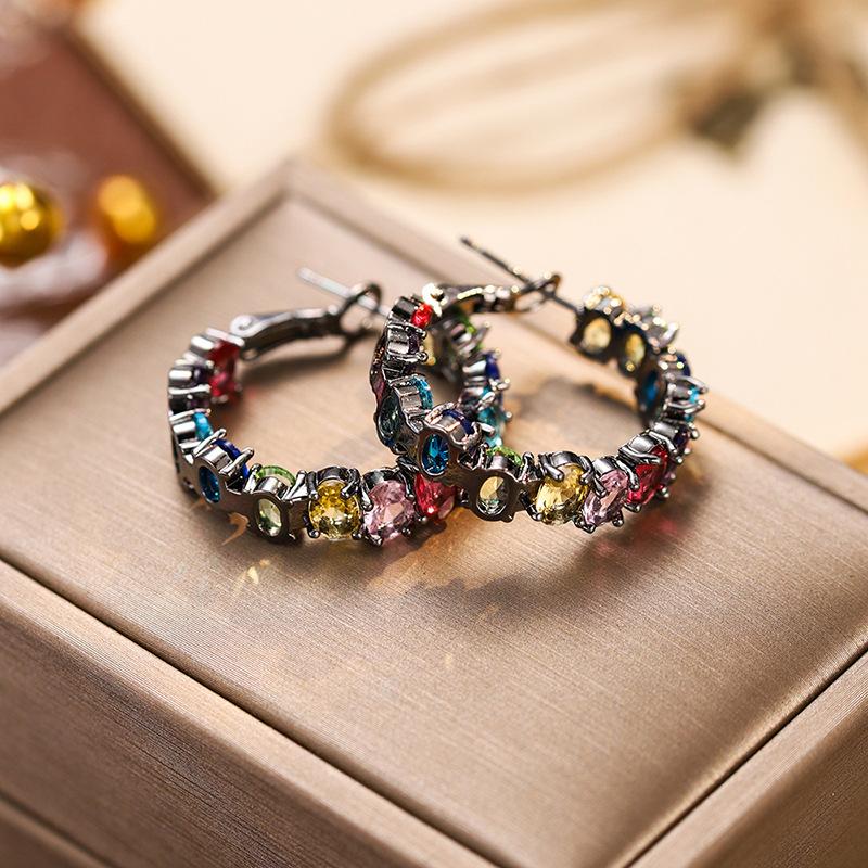 Vintage Statement Funkelnde Schwarze Bunte Zirkonia Steine Creolen Ohrringe Für Frauen Persönlichkeit Neue Ohrringe Großhandel