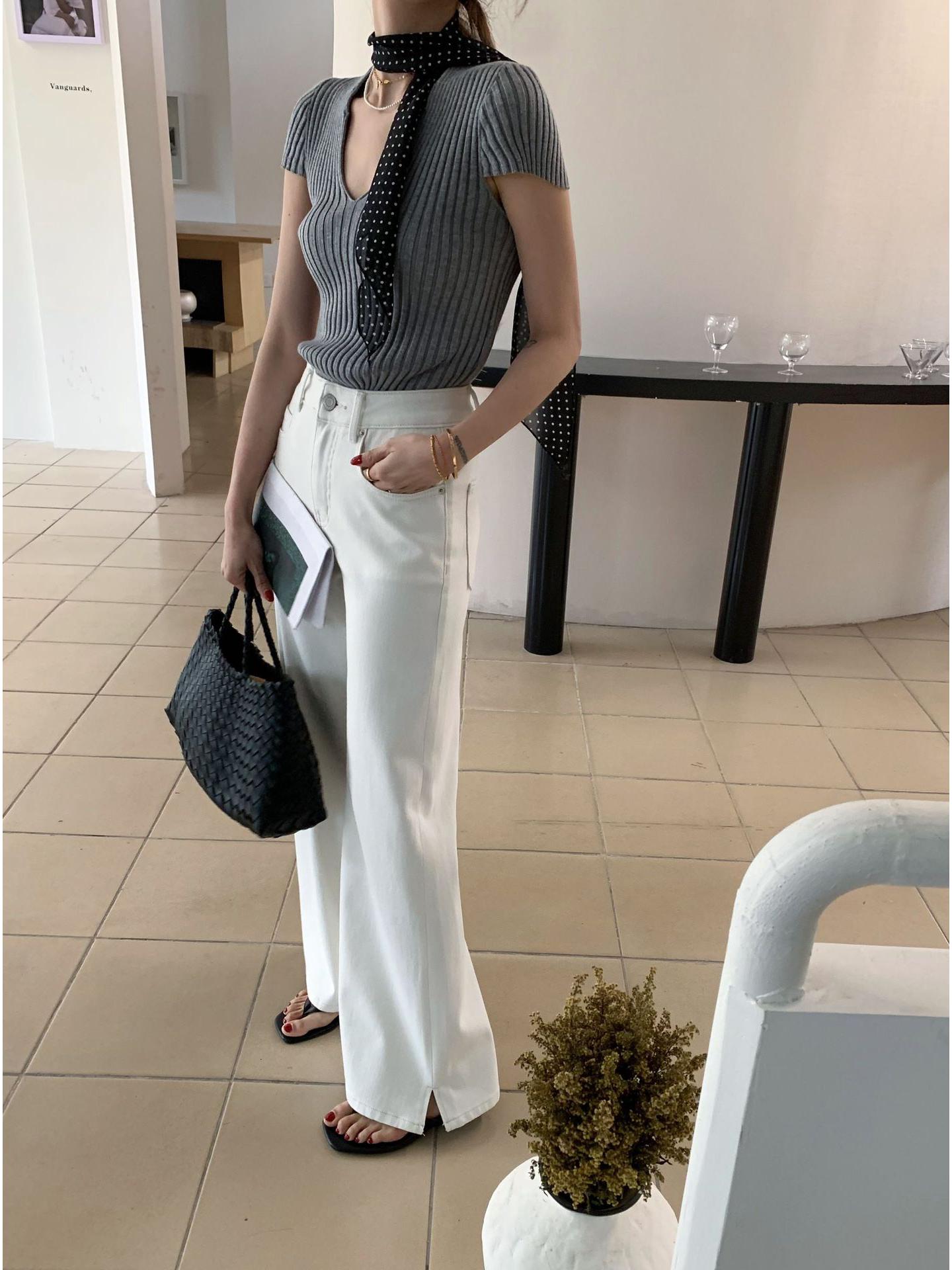 

Джинсы клеш высокого класса европейского производства - Легкая эластичная ткань 28 абрикосовый