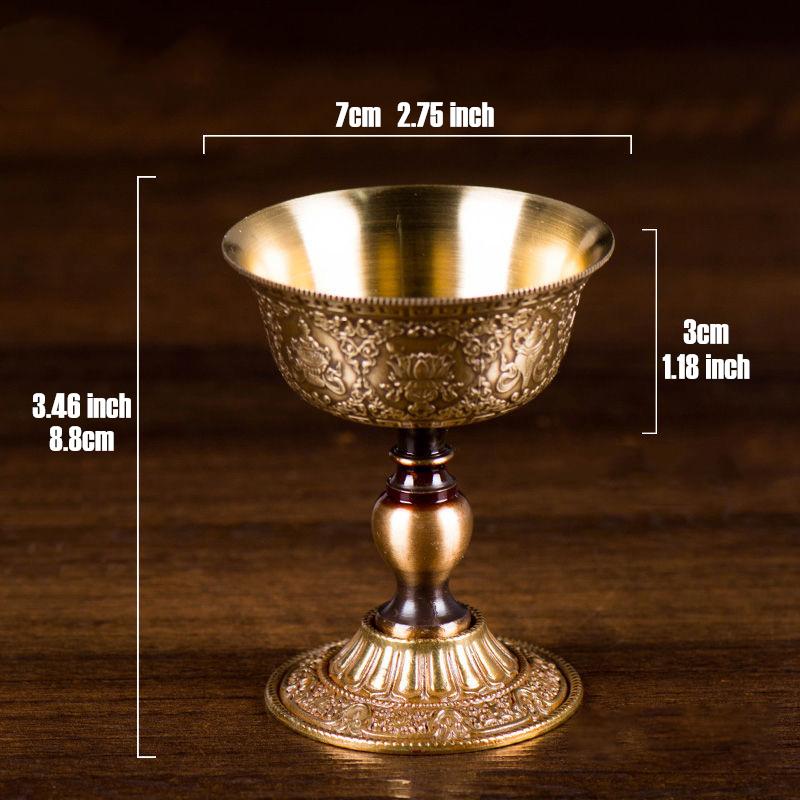 Embossed Brass Candle Cup Romantic Flower Gold Candlestick Buddhist Lamp Holder Wedding Dinner Home Collection Table Decoration