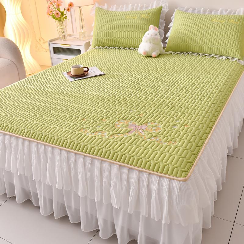 Summer New Ice Silk Latex Summer Mat Bed Skirt Three-Piece Washable Single Student Mattress