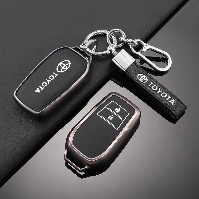 Läder Bilnyckel Fodral Fobskydd för Toyota RAV4 Crown Hilux Fortuner Yaris Prius Corolla Camry Land Cruiser Avensis Verso Prado C