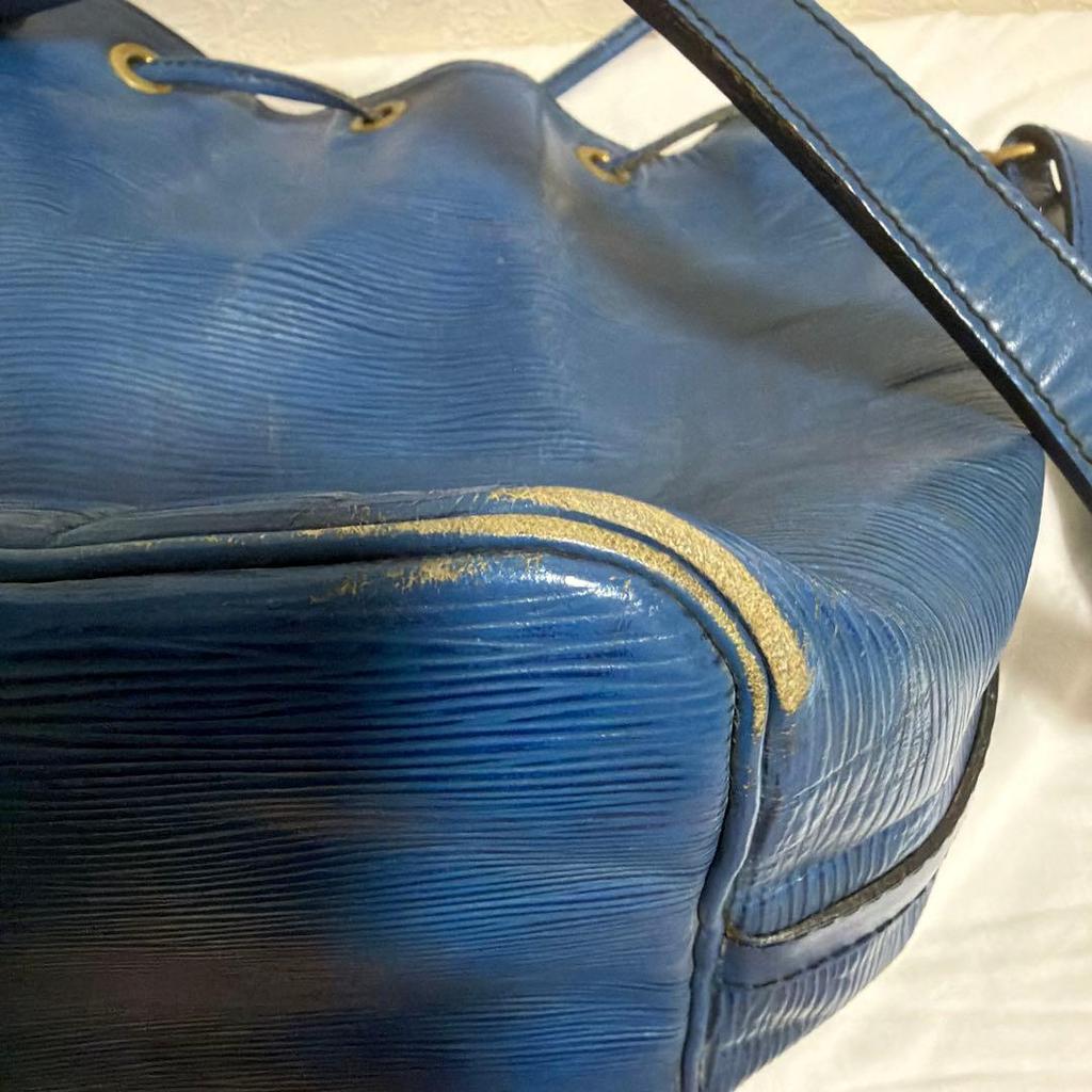 Used LOUIS VUITTON Epi Noe Blue Shoulder Bag
