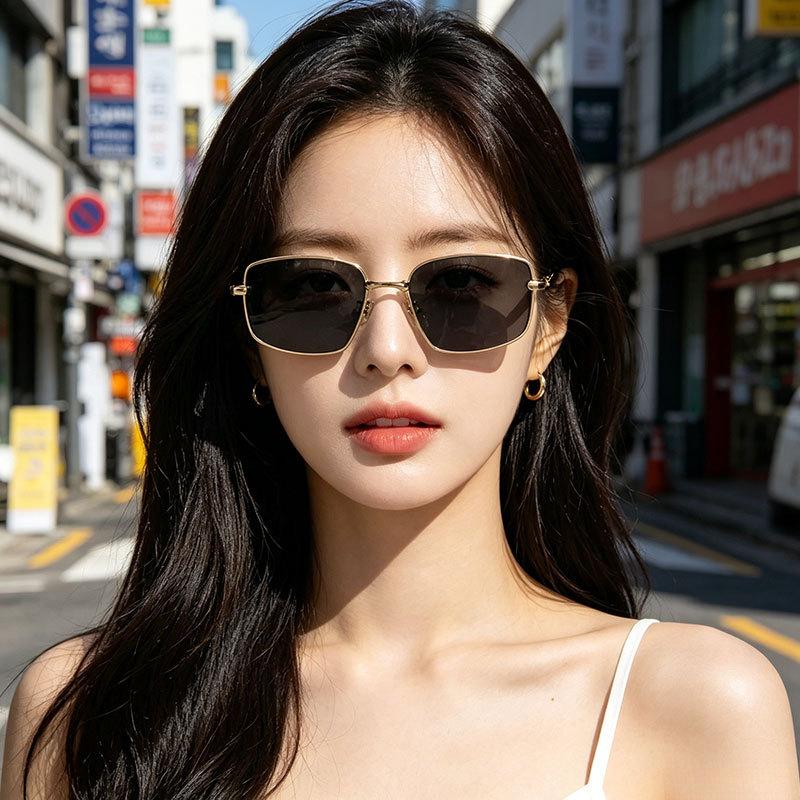 Square Irregular Trend Small Metal Frame Sunglasses Korean Version High-end Retro UV400 Anti-ultraviolet Shades Glasses
