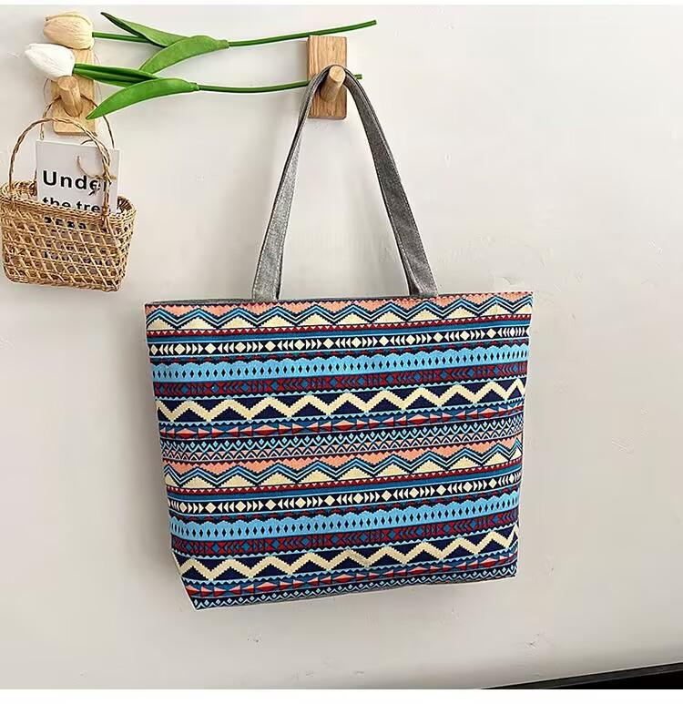 New version of cute cartoon canvas bag literary women's shoulder bag large capacity canvas tote women's bag