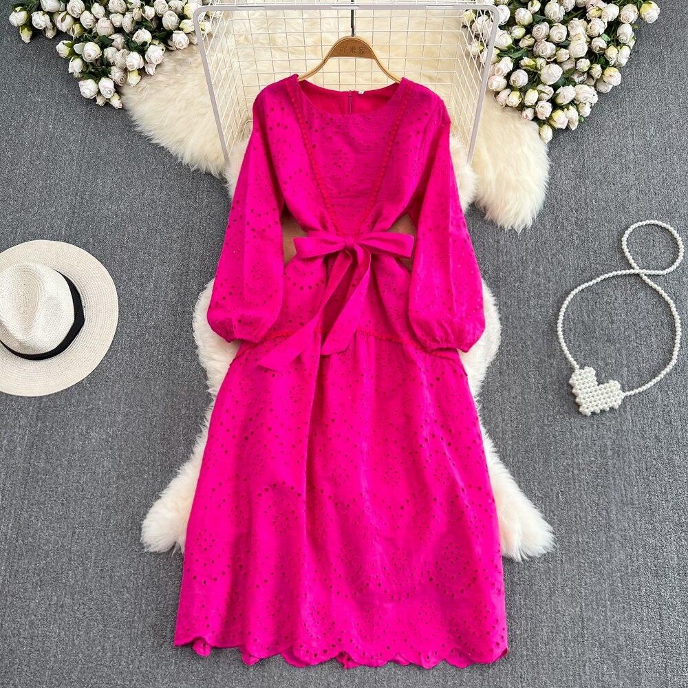 Retro Palace Temperament Round Neck Waist Show Thin Hook Flower Hollow a Word Lace Dress Elegant Large Skirt