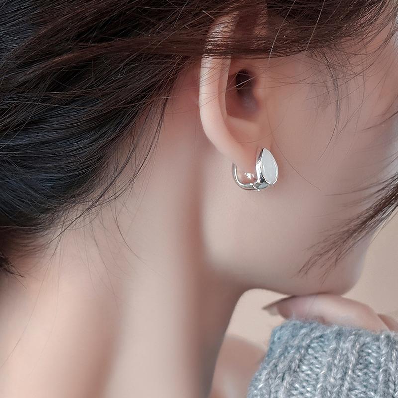 Neue fähige Vier Jahreszeiten Kaltwind Kupfer Opal Wassertropfen Ohrringe Damen Alltagsschmuck 2024