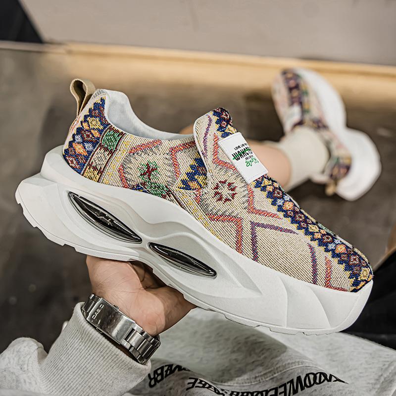 Men’s Sports Shoes Casual Street Style Platform Sneakers Students Over Sized Printed Skateboard Shoes Height Increase