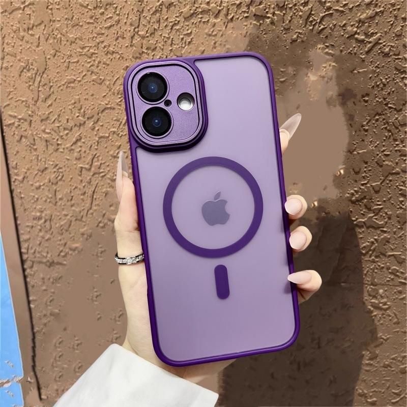 Applicable To Apple 17 Yadun Frosted Skin Sensitive Magnetic Suction Phone Case IPhone 16 Full Pack Lens Film Protection Case