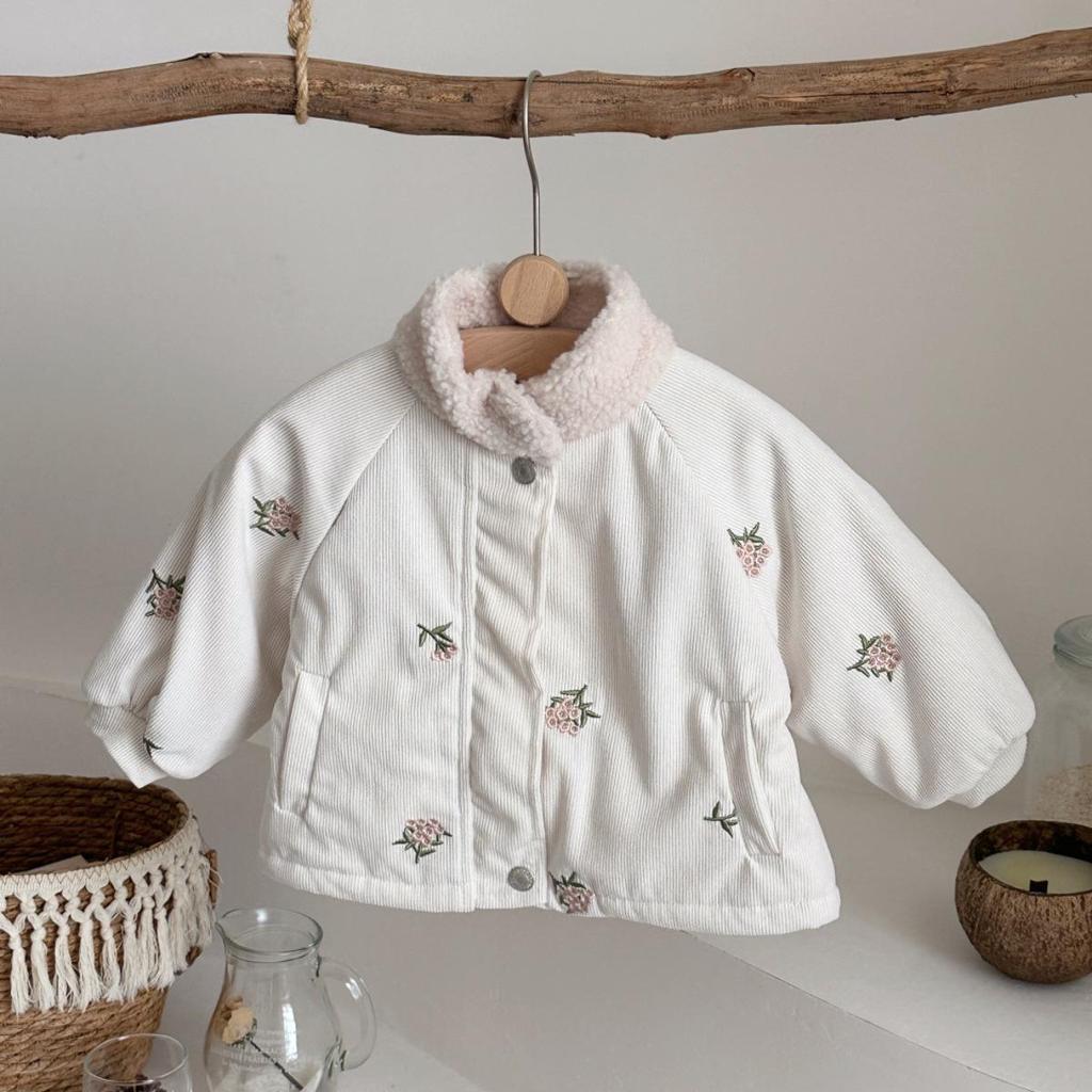 Fashionable Girls' Winter Cotton Jacket with Fleece Lining - Warm, Padded Outerwear for Children