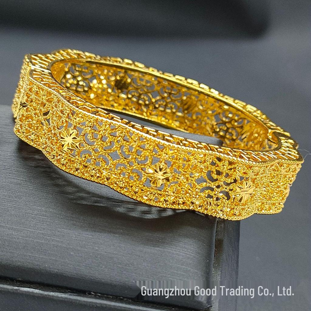 24k Gold Carved Buckle Bracelet: Fade-Resistant Women's Middle East Dubai Jewelry In Vietnamese Sand Gold