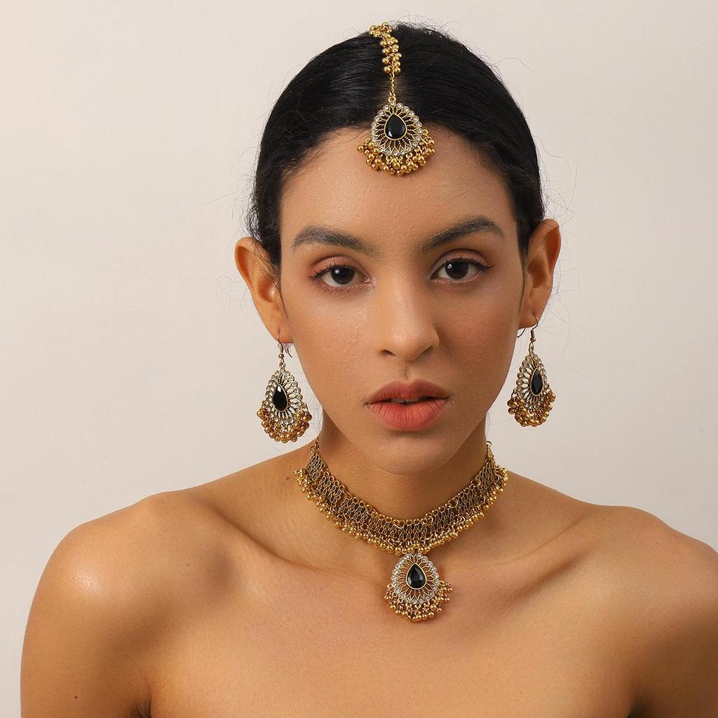 European Exotic Classical Dignified Earrings: Filigree Water Drop Jewelry Set