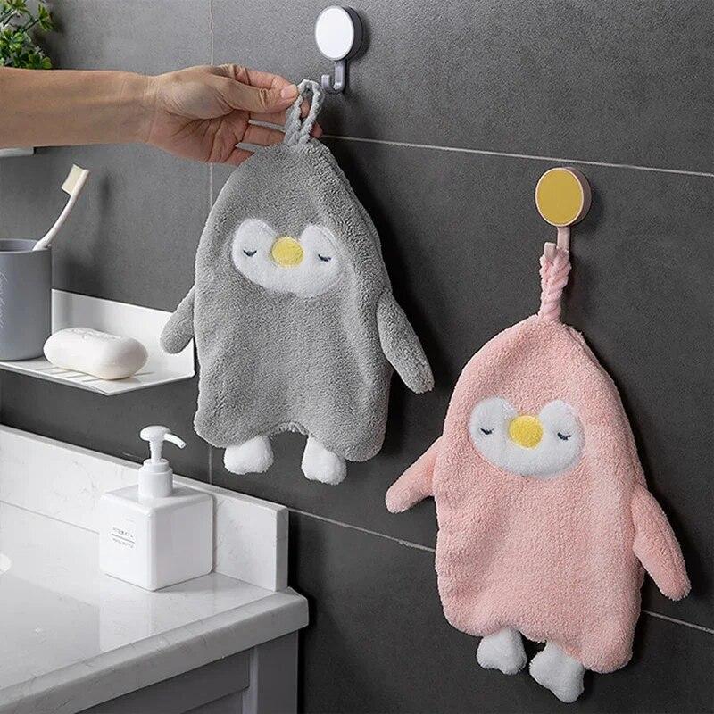 1Pc Cute Penguin Hanging Hand Towel Kitchen Super Absorbent Microfiber Cleaning Wipe Dishcloths Kids Soft Quick Dry Bath Towels