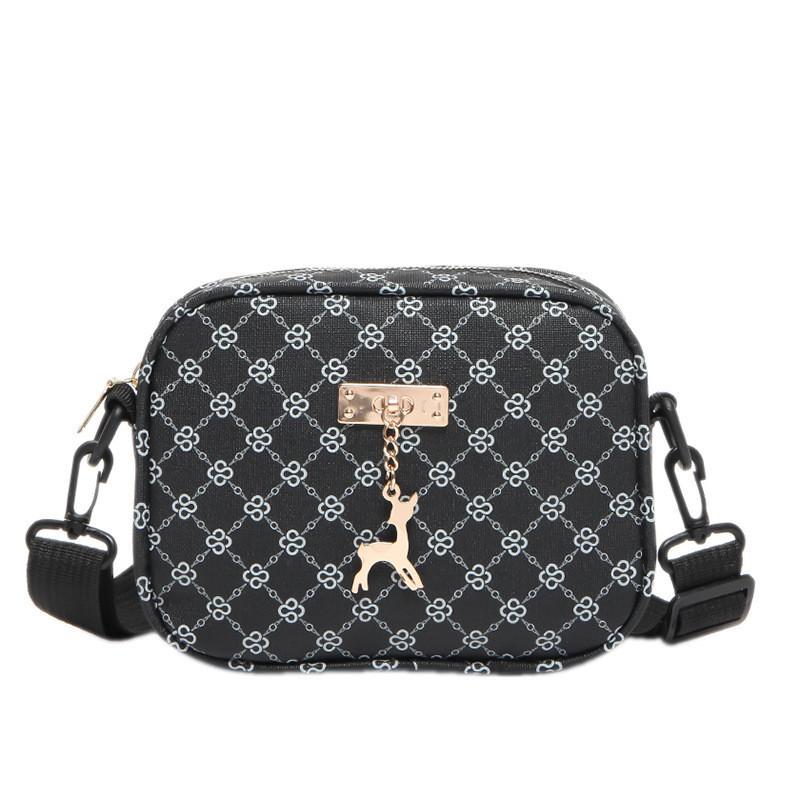 Stylish 2024 Plaid Shoulder Bag Chic Pu Leather Crossbody Bag For Women чёрный