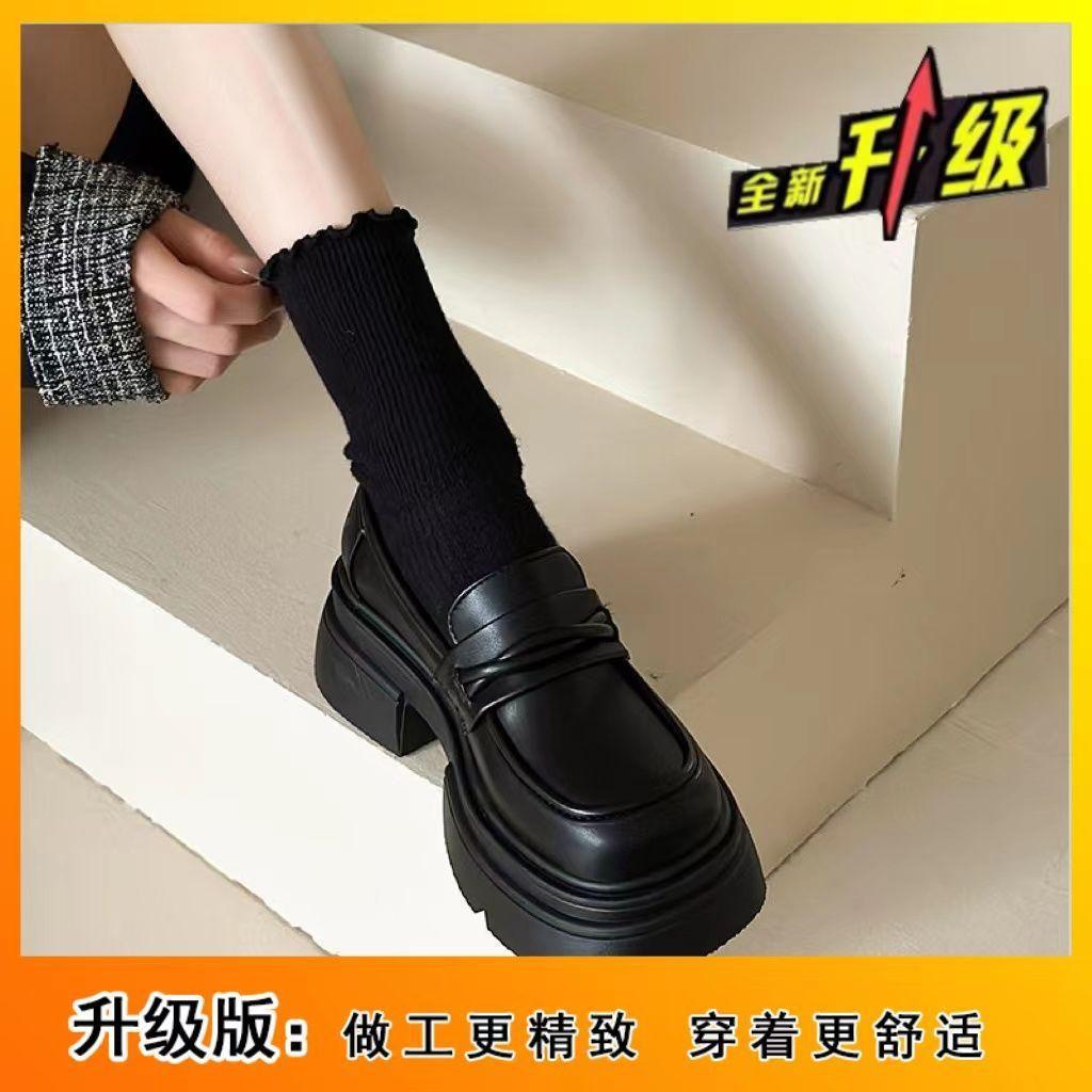 

Маленькие кожаные туфли в британском стиле женские 2025 новая осень и зима подошва-маффин платформа одна педаль женские туфли черные лоферы одинарные туфли 40