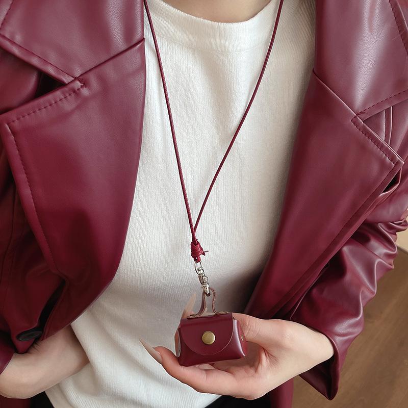 

Coffee Brown Vintage Leather Heart Shape Pendant Necklace for Women s Long Black Rope Sweater Chain Zircon Daily Accessories