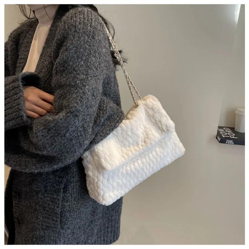 Handmade Fur Crossbody Bag with Chain Rhombic Embroidered Line Large Capacity New Fashion