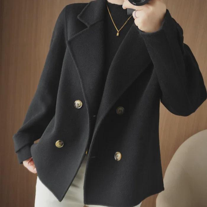 Women's 2025 Short Woolen Coat - Loose, Trendy Autumn/Winter Outerwear with Suit Collar