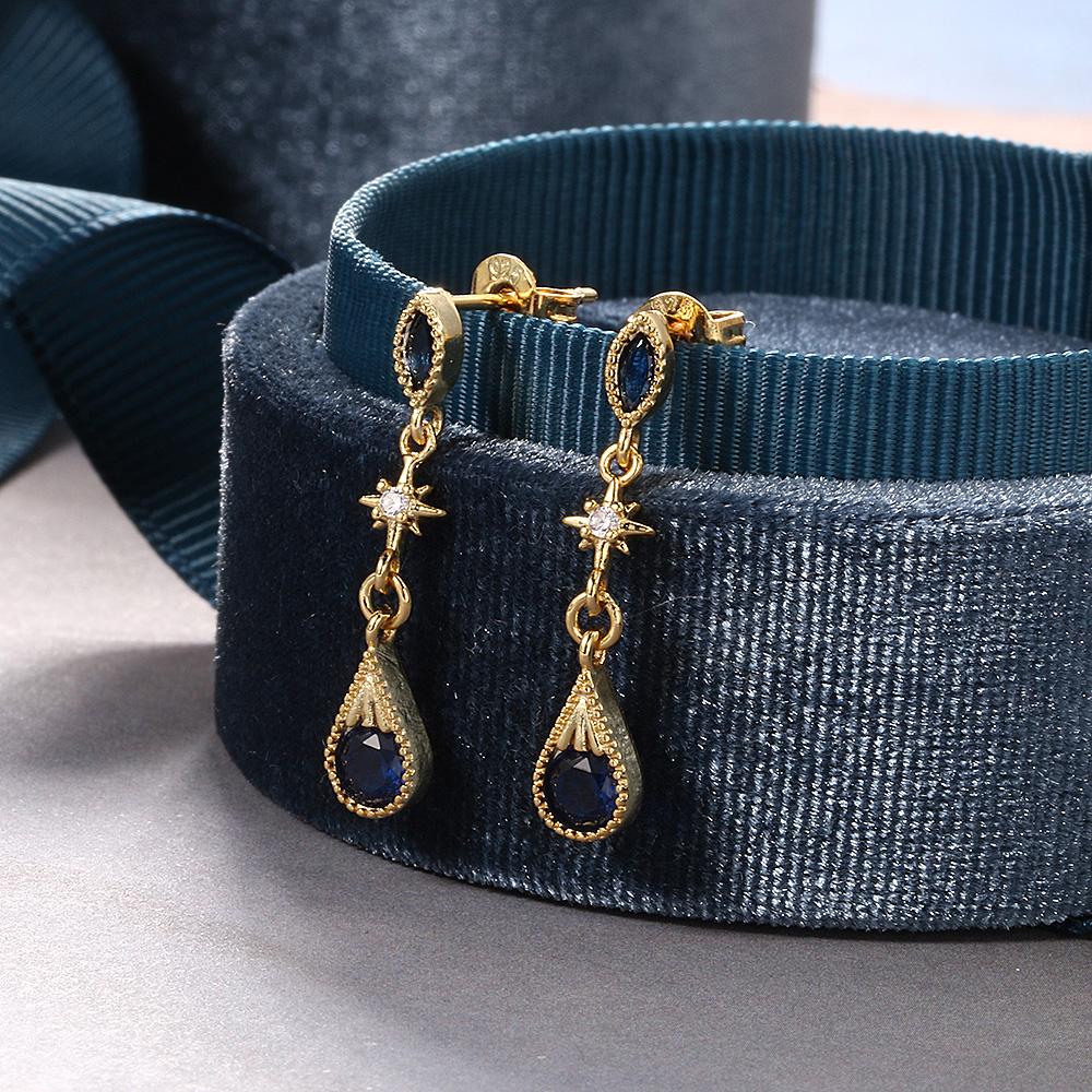 

Fairy Tale Summer Stars Women s Dangle Earrings Retro Blue Crystal Romantic New Designer Piercing Ear Fashion Zircon KAE285