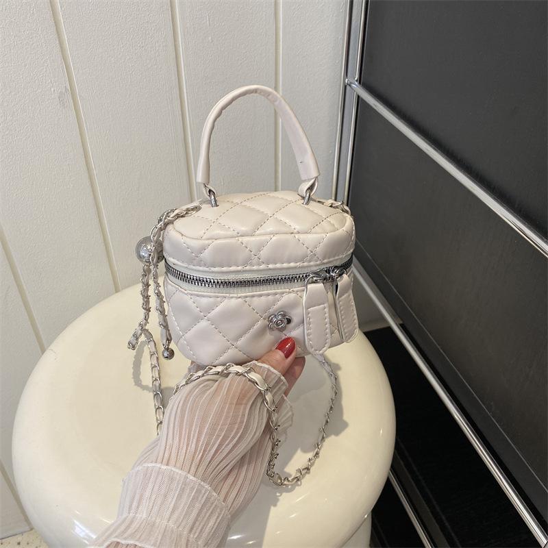 Rhombus embroidery thread fashion mini small bag women's handbag 2025 summer new Internet celebrity shoulder messenger mouth red envelope