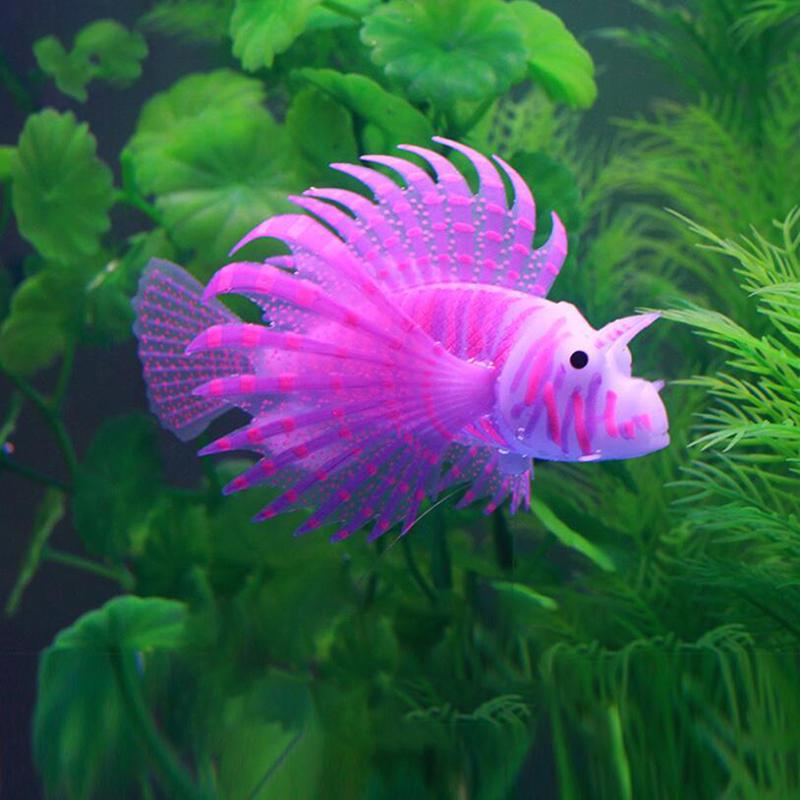 Akvárium umělé světelné perutýny silikonové ryby svítí v ornamentu tmavé vody