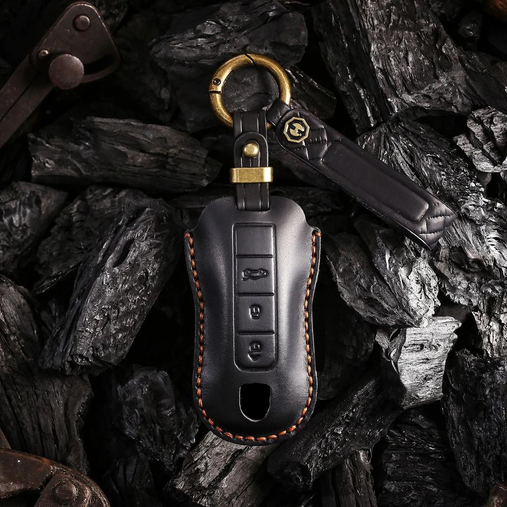 For Porsche Luxury Leather Car Key Cover Macan 718 Cayenne Paramera 911 958 Taycan Car Key Fob Key Outer Ring