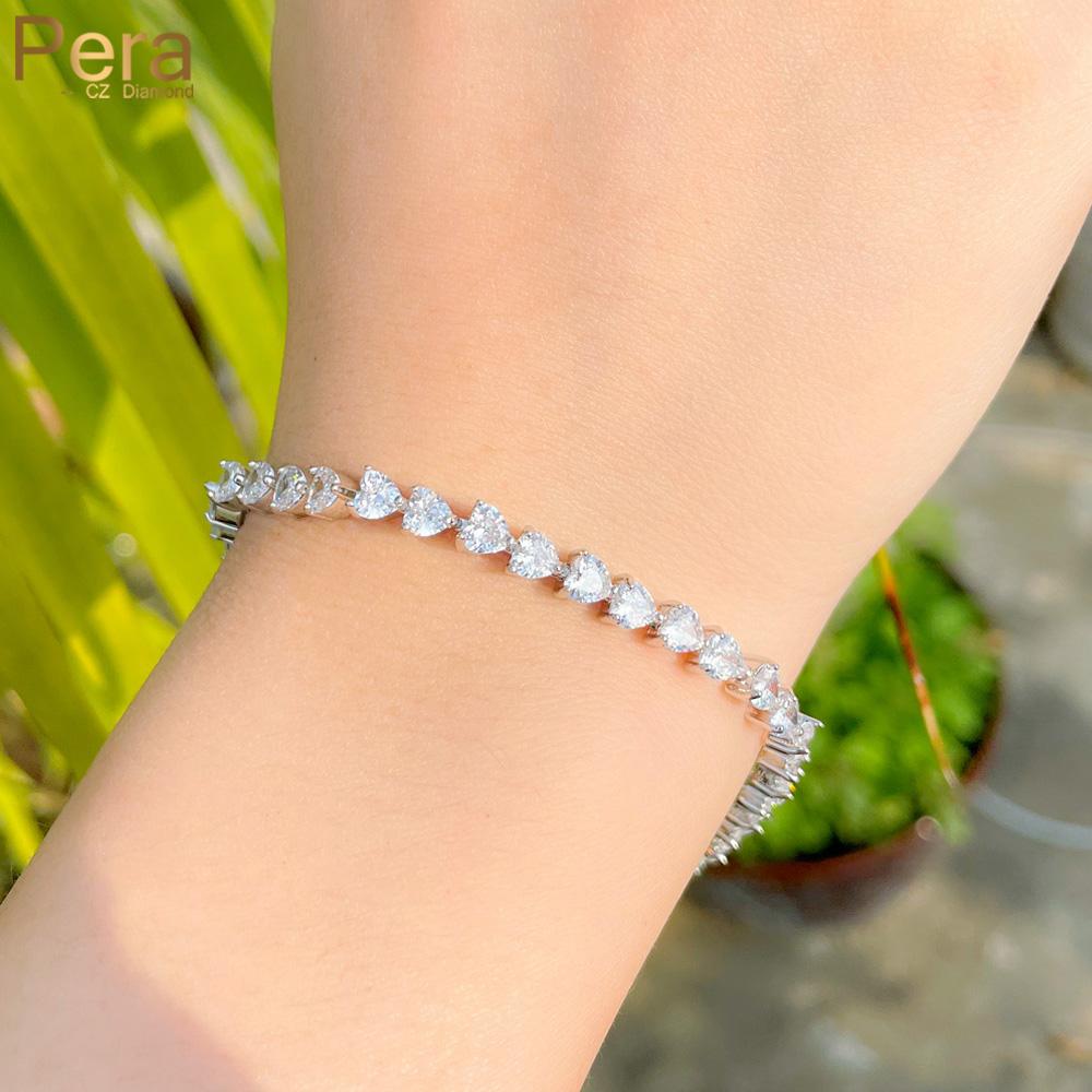Pera Lovely Shiny White CZ Zircon Cute Love Heart Design Chain Link Bracelets for Girlfriend Birthday Party Jewelry Gift B236