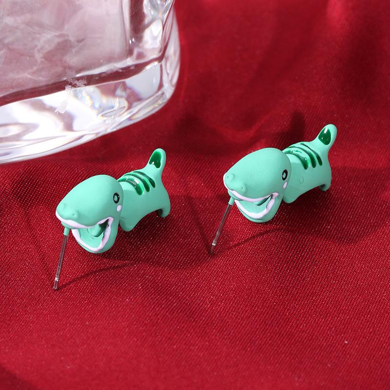 Small animal biting ear dinosaur stud earrings corgi shark ear jewelry spray paint cute mini