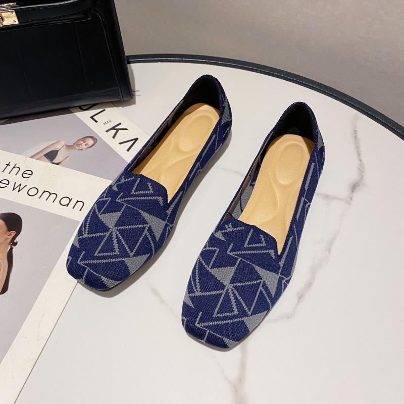 New square head woven geometric pattern soft sole shallow mouth knitted shoes flying knitted Doudou shoes