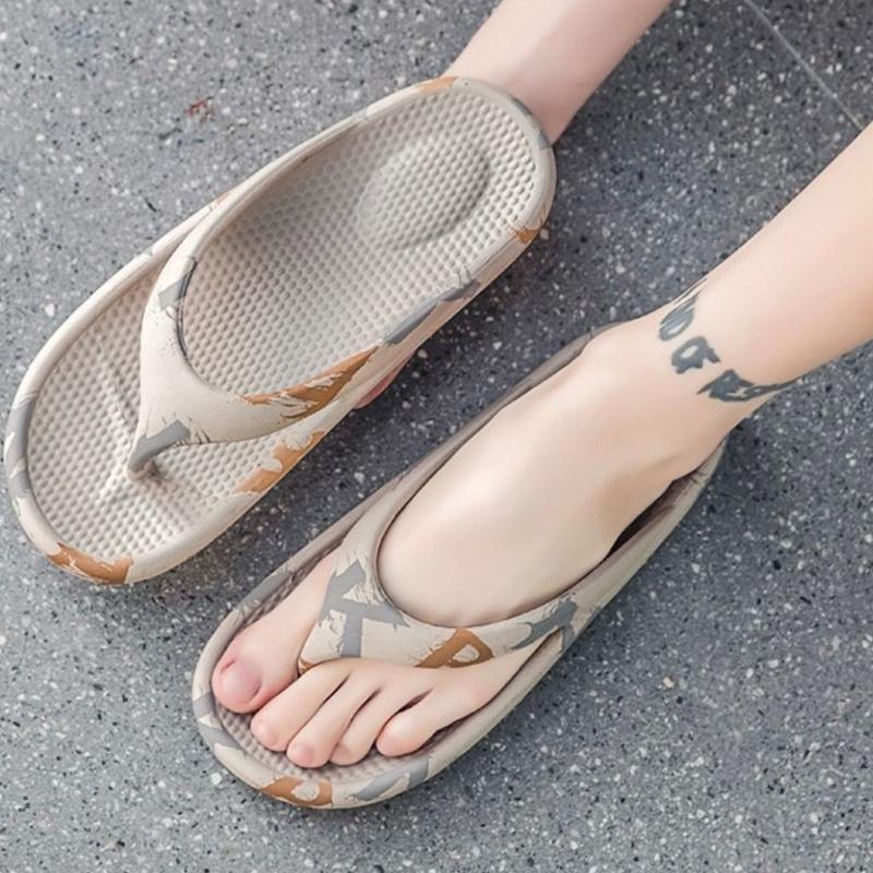 Fashion With Promotion Hot Home Slippers For Women Flip Flop Slipper Flat Cute Summer New 2024 Casual Face Indoor House Sandals Ladies