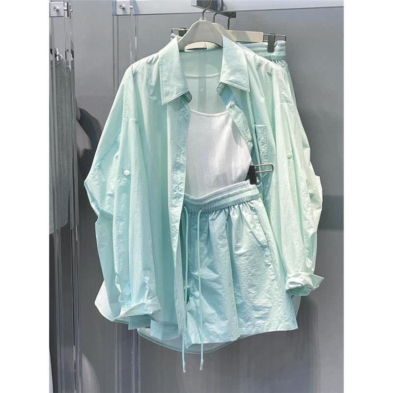 

Counter Withdrawal Summer Niche Style Non-Collision Wear Casual Sun-Proof Green Coat Shorts Two-piece Set Women s Clothing Green shirt + shorts S [40.00 kg-50.00 kg]]