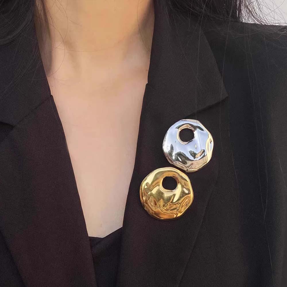 Vintage Irregular Metal Water Ripple Brooch for Women - Trendy Fashion Pin