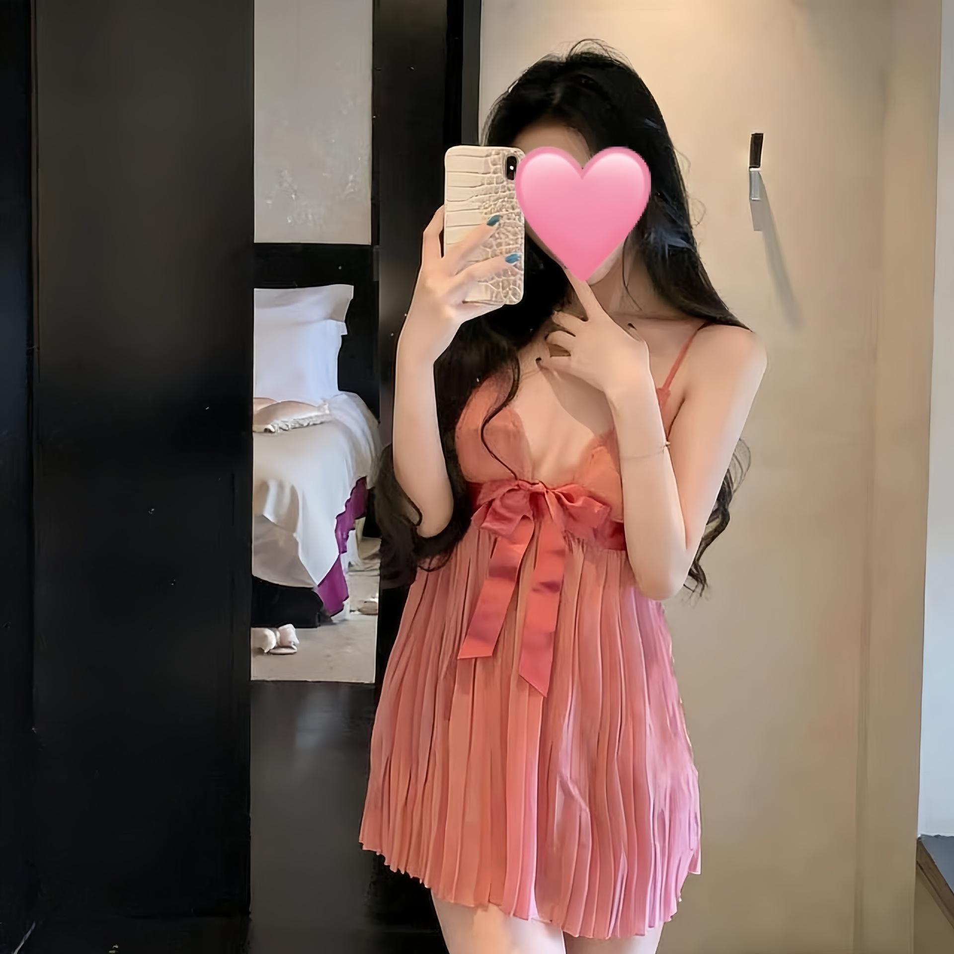 

Large size new French sexy nightdress deep V sweet lace bow pink pleated suspender nightdress M【 ne3 】 рожевий