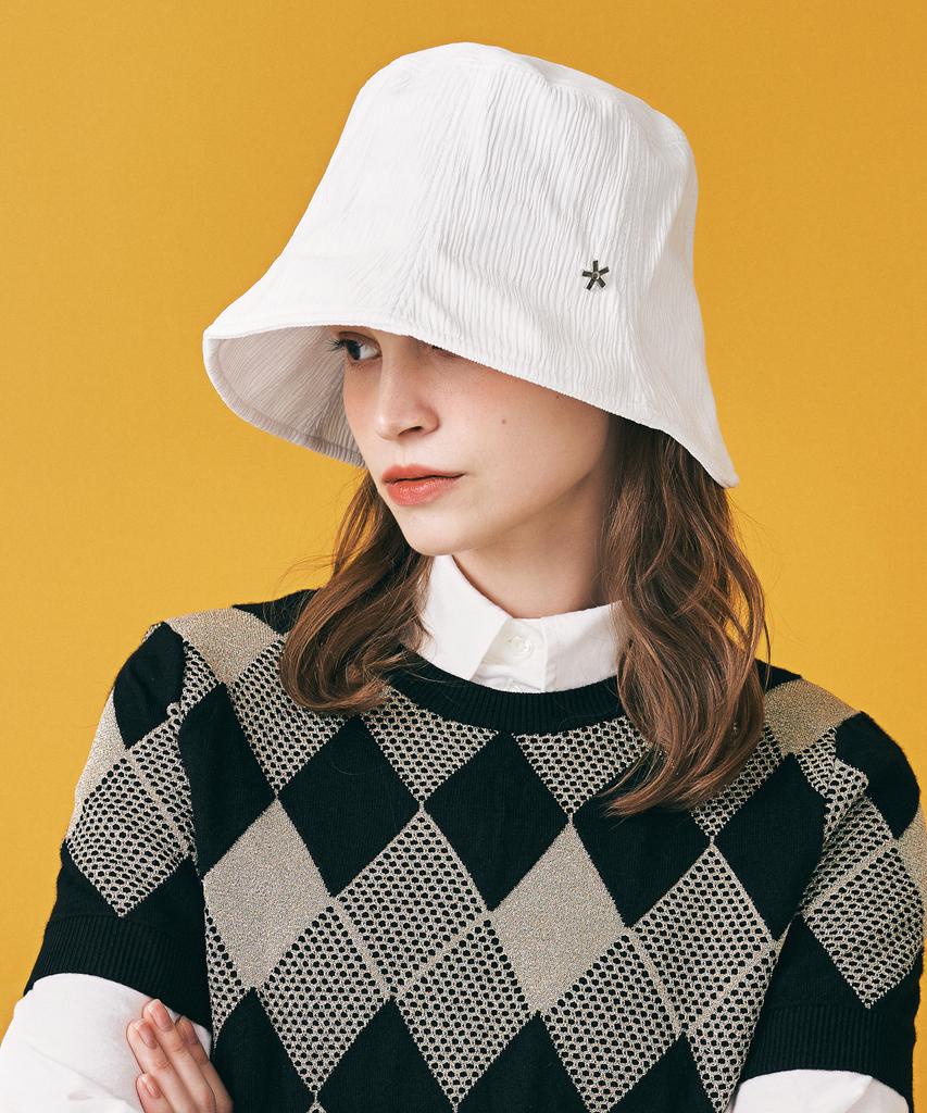 Elkebeullum Pleats White Bucket Hat