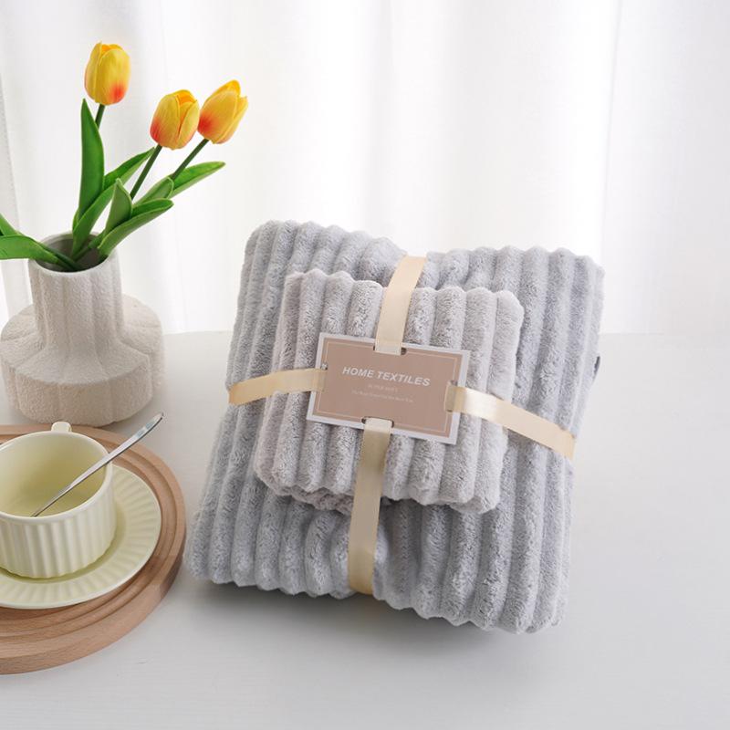 Coral Velvet Towel Bath Towel Set Thickened Absorbent Towel Cover Product Face Wash Towel
