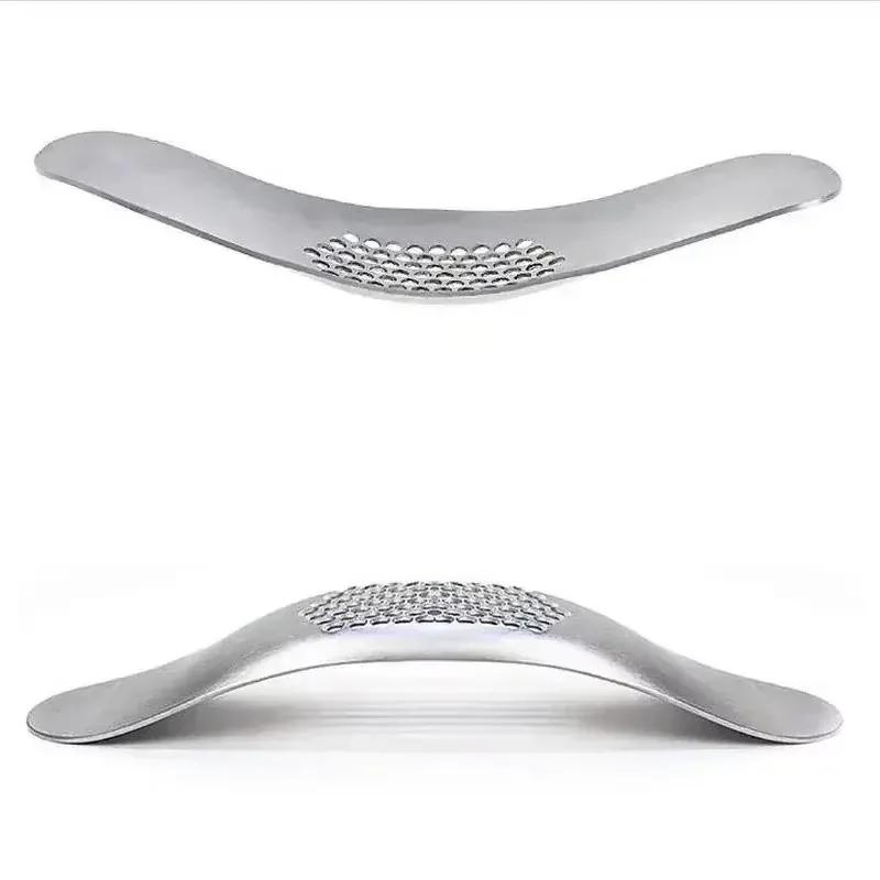 1 Pcs Stainless Steel GarlicPress Crusher Manual Garlic Mincer Chopping Garlics Tool Fruit Vegetable Tools Kitchen Accessories