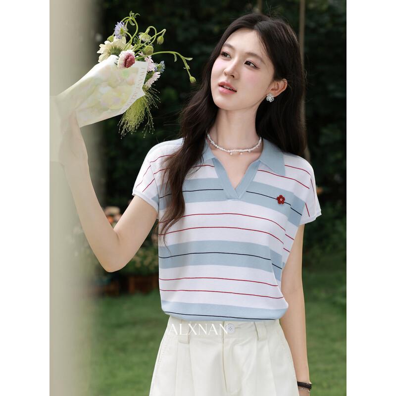 Women s Elegant Blue Stripe V-Neck Knit Top S