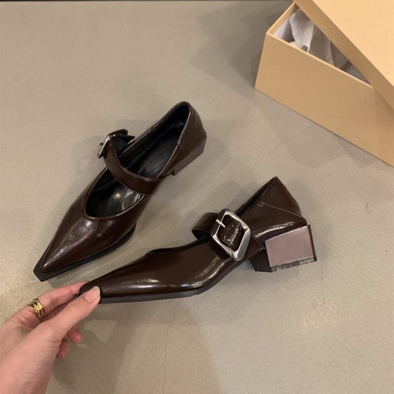 

Французские черные туфли-лодочки женские туфли 2025 новая весна, осень и зима средний и высокий каблук вечерние туфли Мэри Джейн маленькие кожаные туфли 35