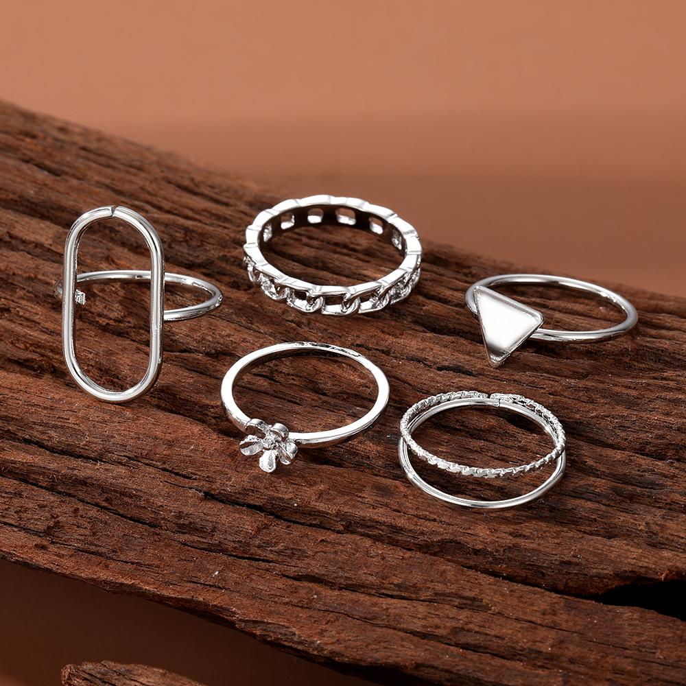 2023 Korean Simple Women Nightclub Ring Party Ring Geometric Carving Girl Student Ring Triangle Hollow Out Ring Set Combination