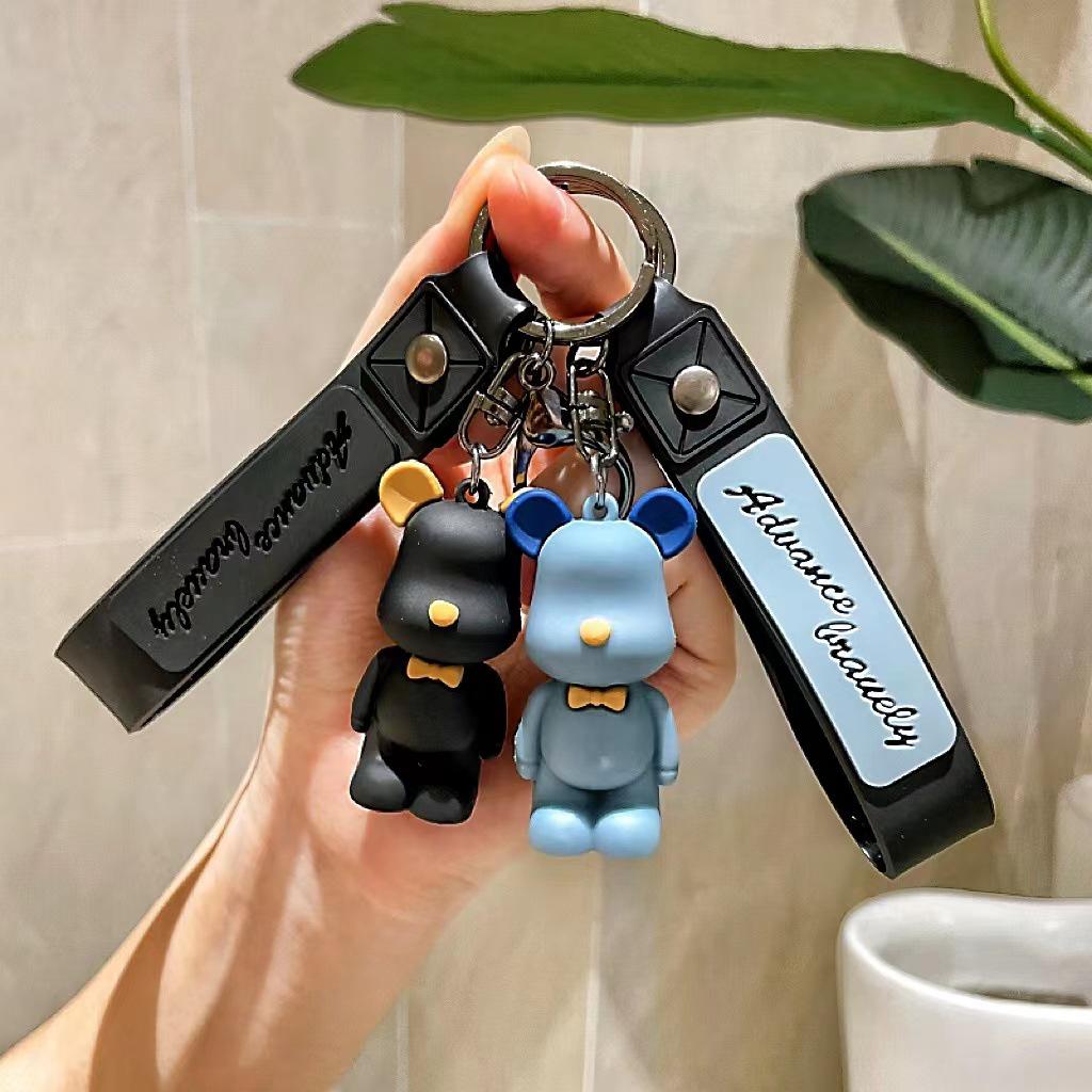 Nordic Cartoon Bear Keychain: Cute, Versatile Bow Tie Pendant for Bags and Cars
